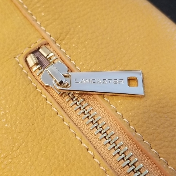 💕LANCASTER PARIS💕 Dune Shoulder Bag Saffron - Picture 15 of 16